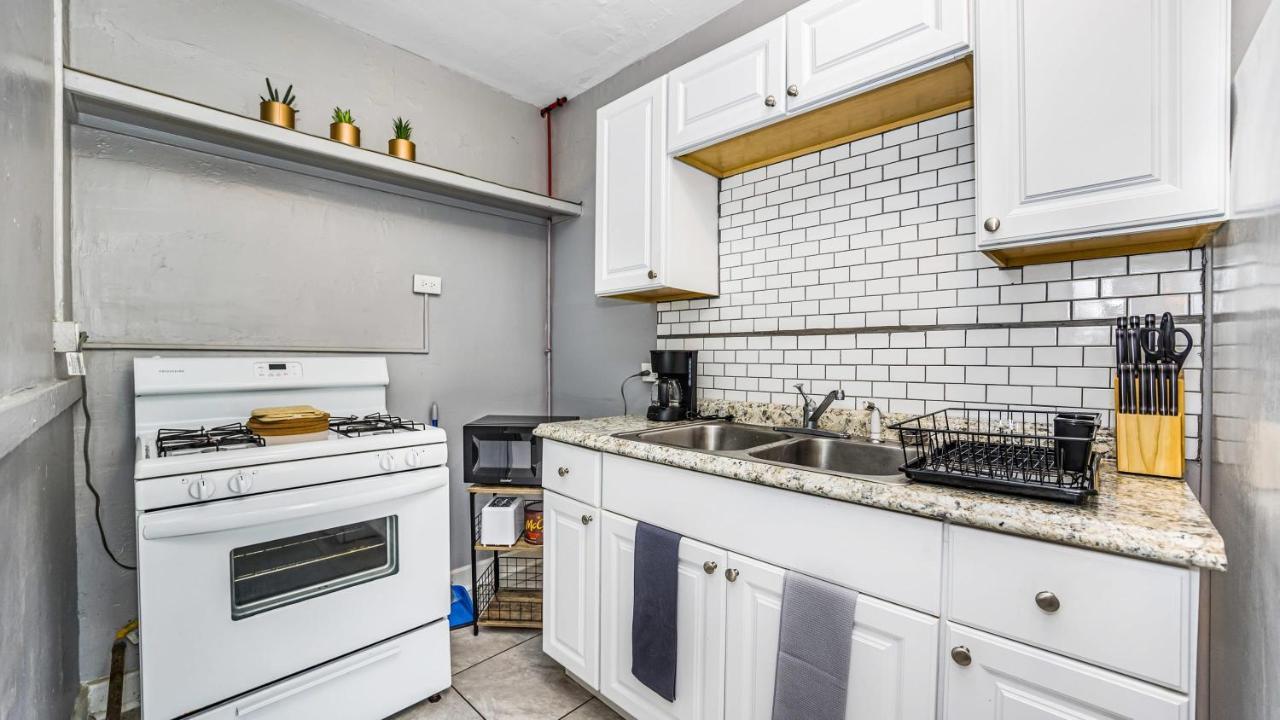Apartment Experience W Ac Walking Distance From Bars *